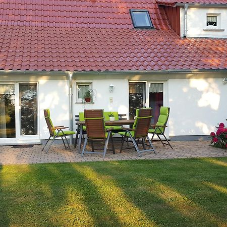 Апартаменты Urlaub Auf Der Insel Ruegen Берген-ауф-Рюген Номер фото