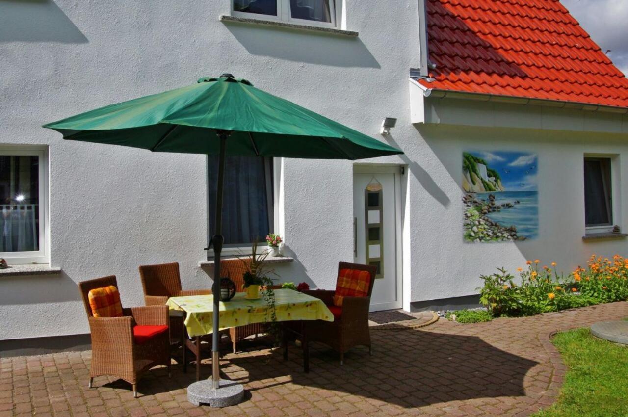 Апартаменты Urlaub Auf Der Insel Ruegen Берген-ауф-Рюген Экстерьер фото