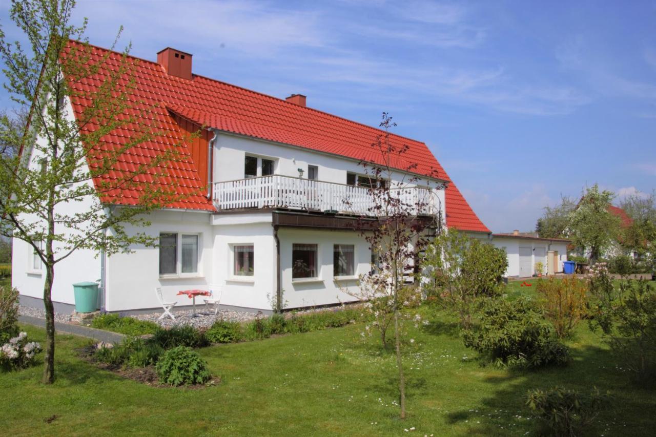 Апартаменты Urlaub Auf Der Insel Ruegen Берген-ауф-Рюген Экстерьер фото