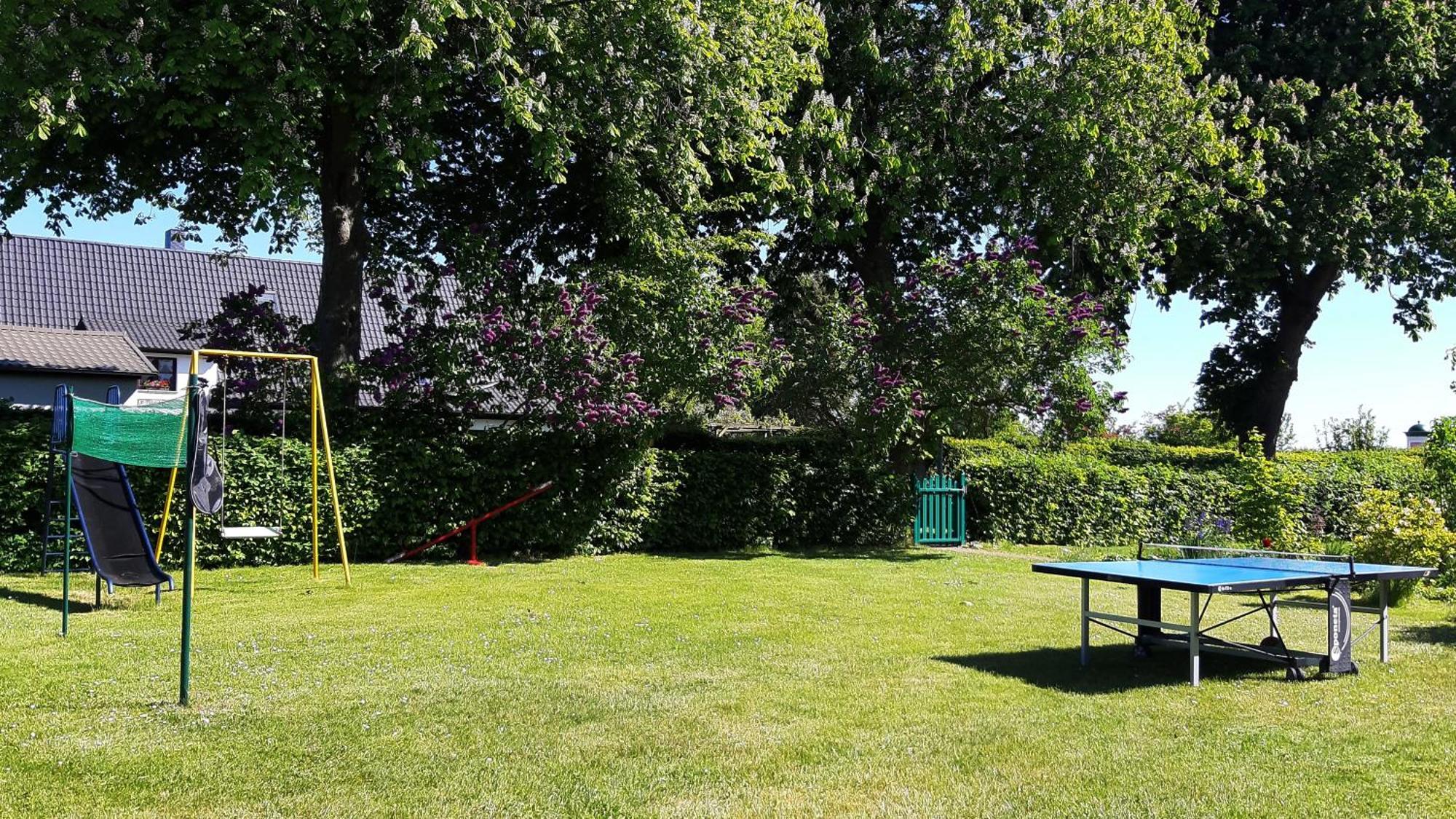 Апартаменты Urlaub Auf Der Insel Ruegen Берген-ауф-Рюген Номер фото